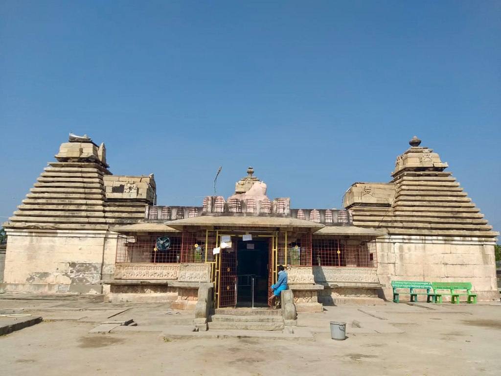 Experience the ‘Mysterious Shadow’ at Chaya Someswara Temple