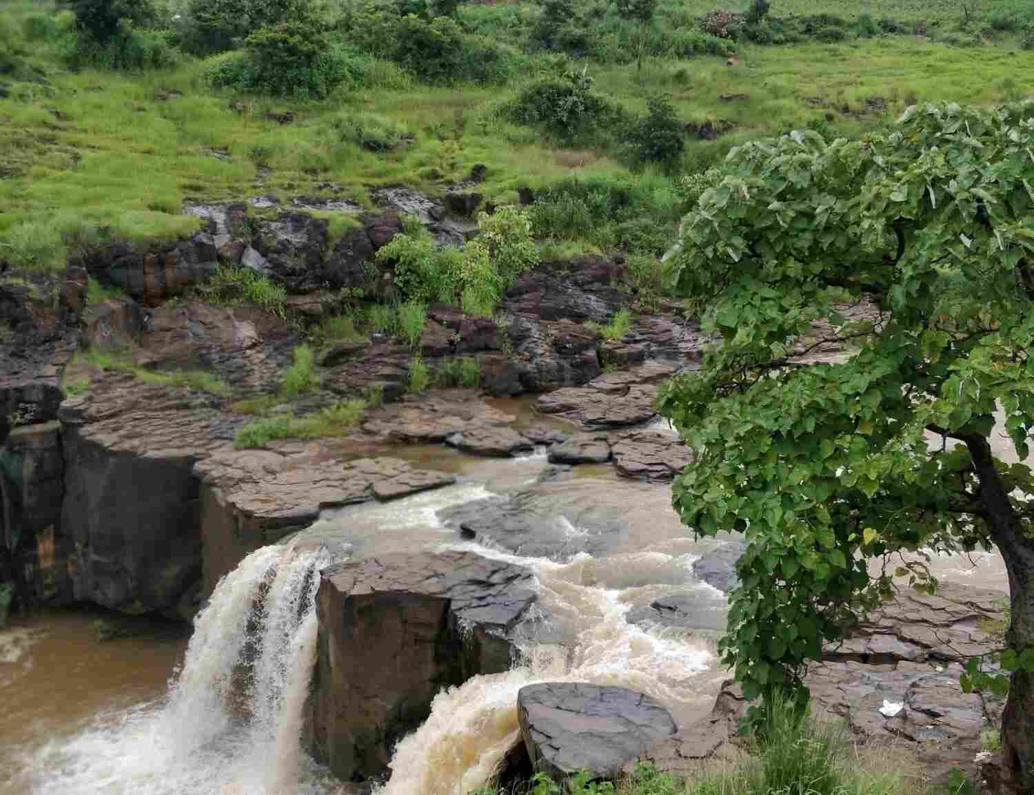 <strong>Telangana Ooty Gottam Gutta is the Best Monsoon Getaway