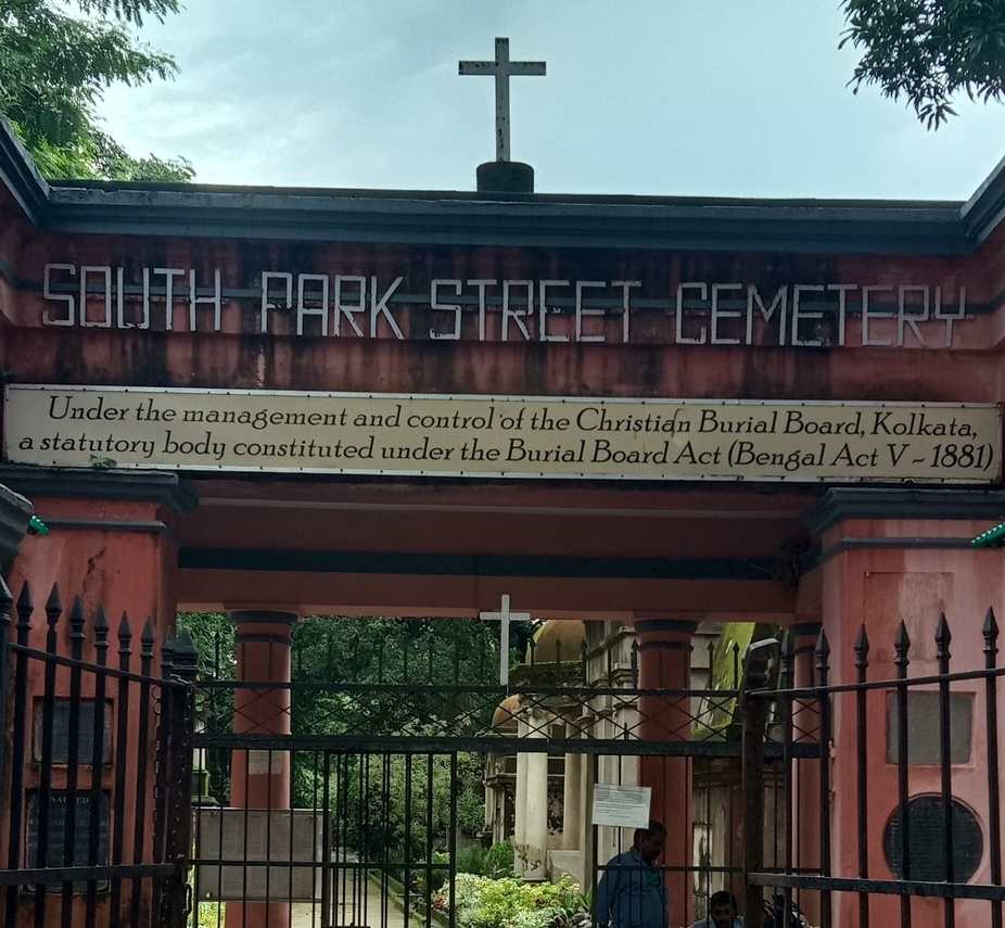 Spooky South Park Street Cemetery: Tombs Tell Stories Here